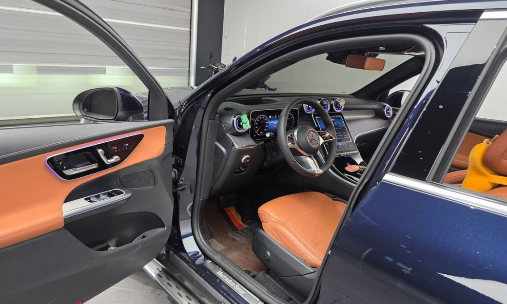 Mercedes-Benz GLC-Class GLC220 d 4MATIC, 2023