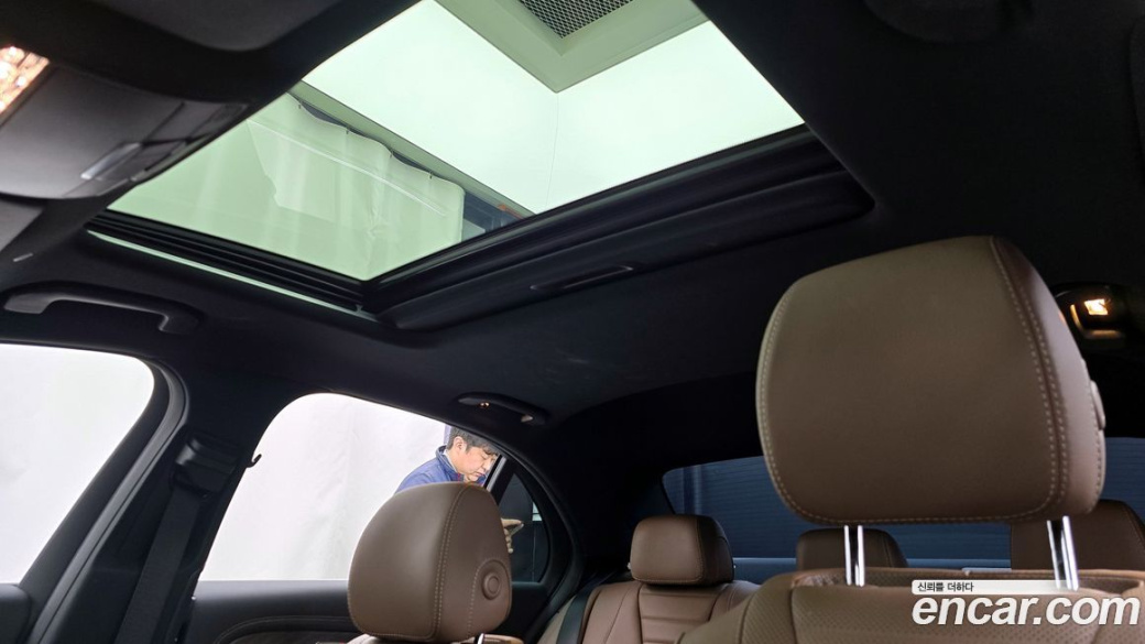 Mercedes-Benz E-Class E350 4MATIC Exclusive, 2023