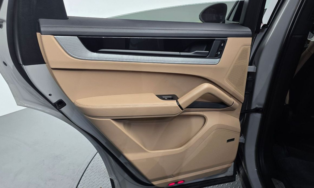 Porsche Cayenne 3.0 Coupe, 2024