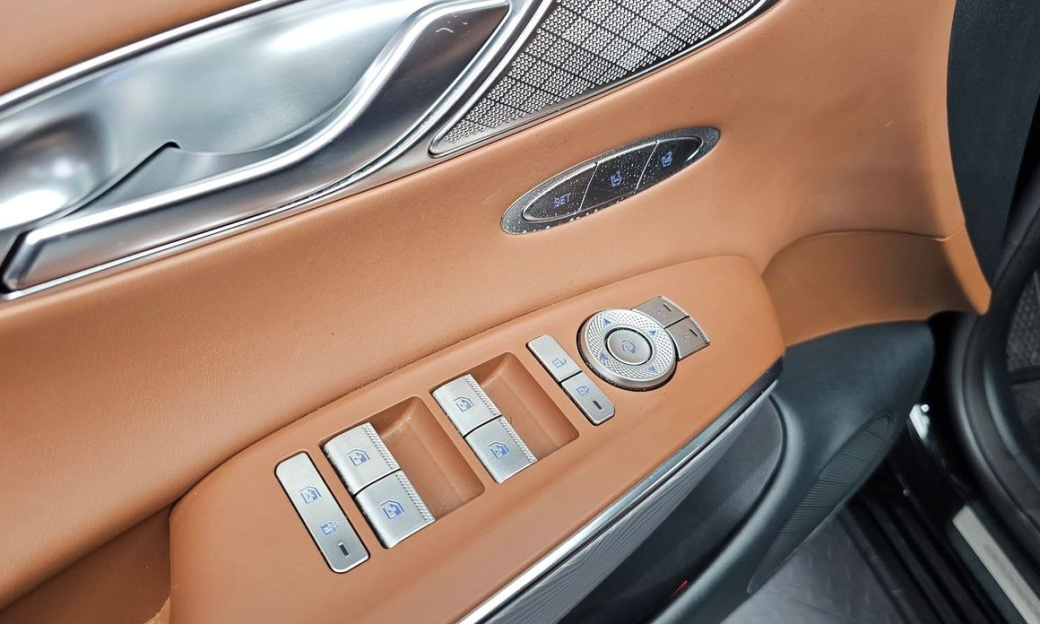 Genesis GV70 2.5T Gasoline AWD, 2024