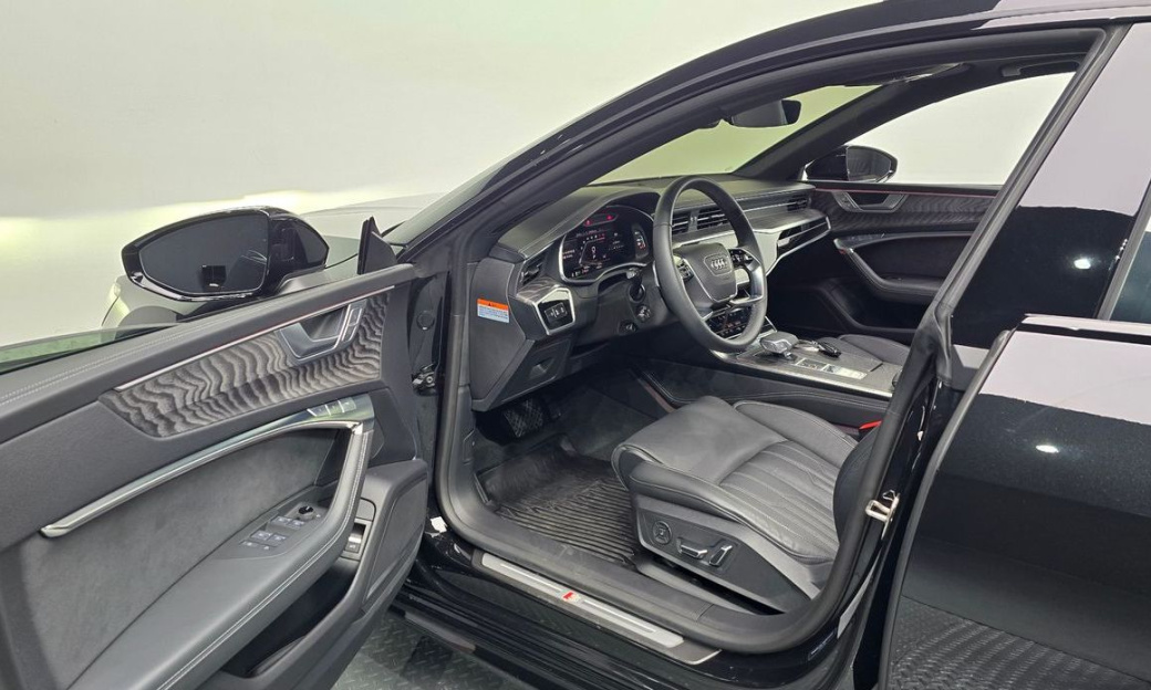 Audi A7 55 TFSI Quattro Premium, 2025
