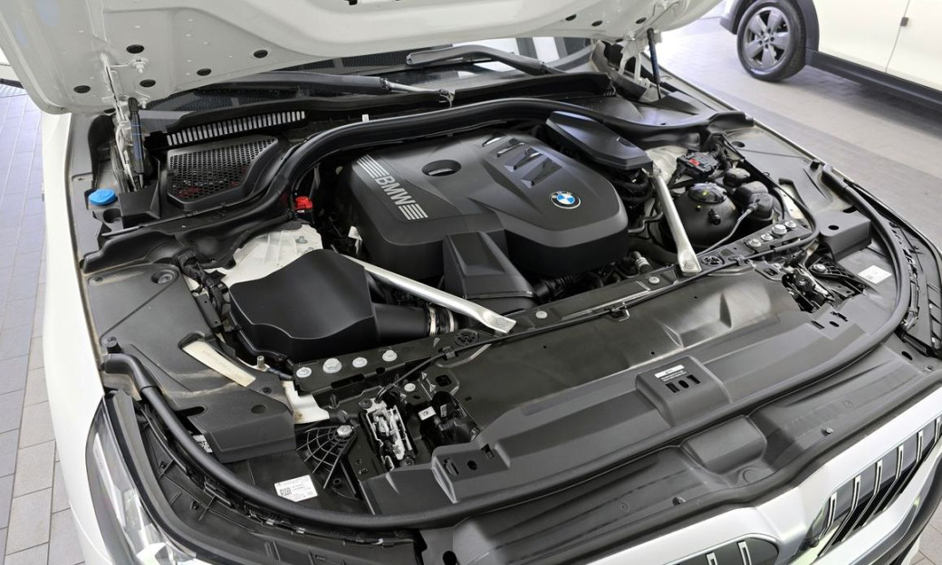 BMW 5-Series 520i M Sport, 2024