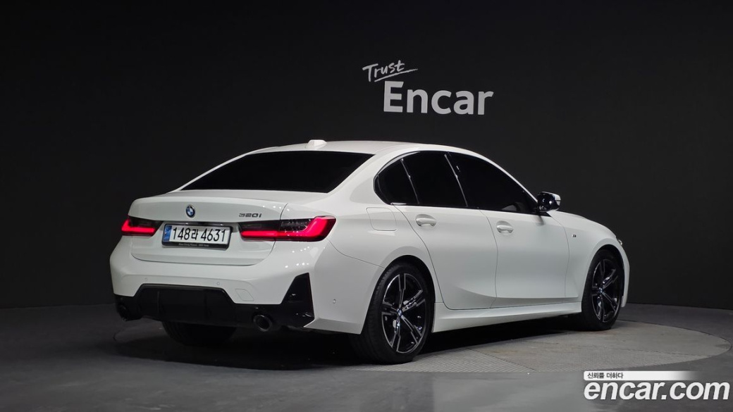 BMW 3-Series 320i M Sport, 2023