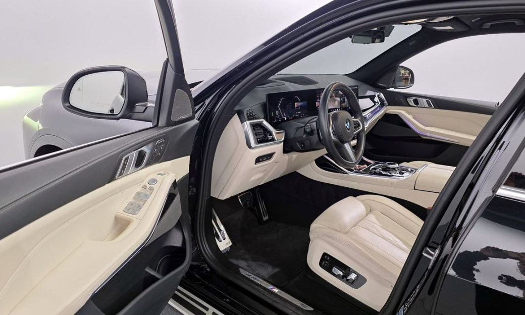 BMW X7 xDrive 40i M Sport 6STR, 2024