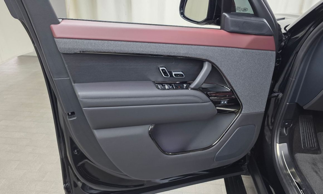 Land Rover Range Rover Sport P400 AB, 2025