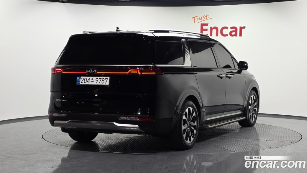 Kia Carnival 7-Seater Noblesse, 2023