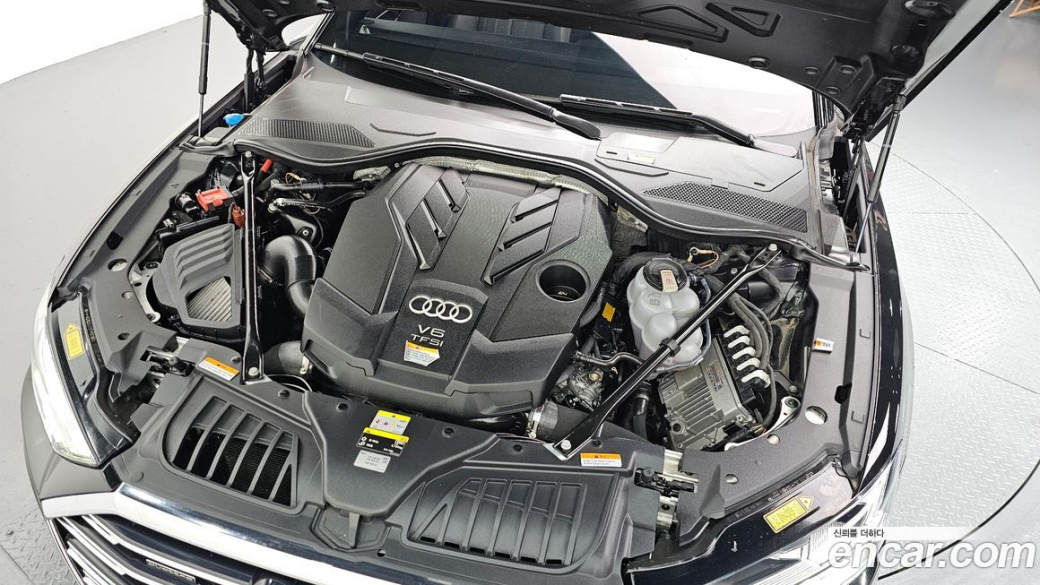 Audi A8 55 TFSI Quattro LWB, 2021