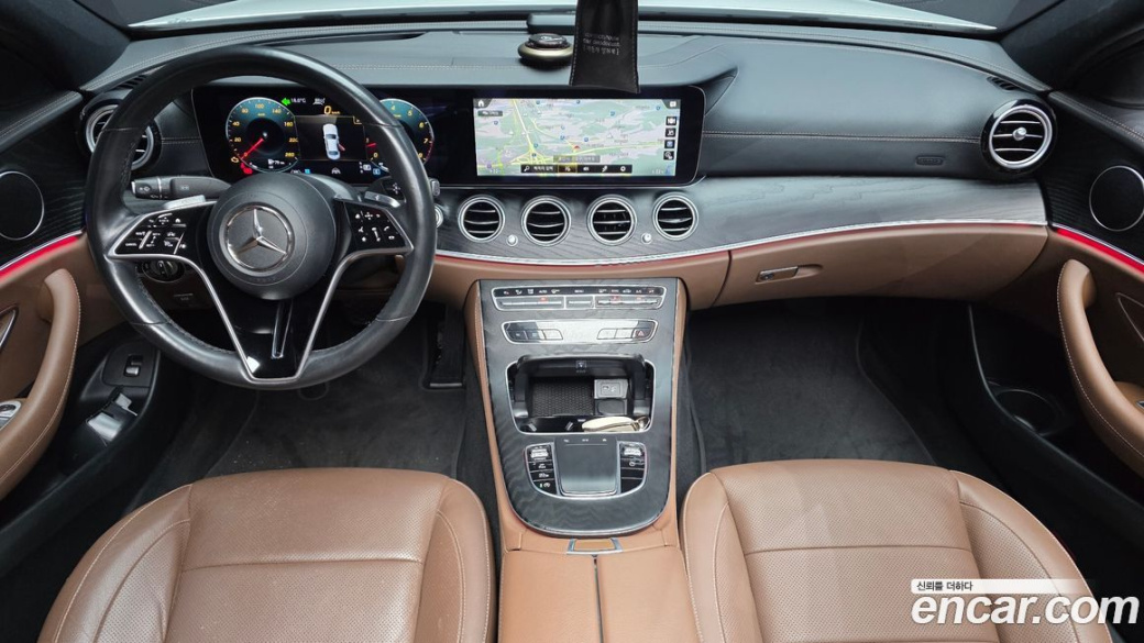 Mercedes-Benz E-Class E250 AMG Line, 2023