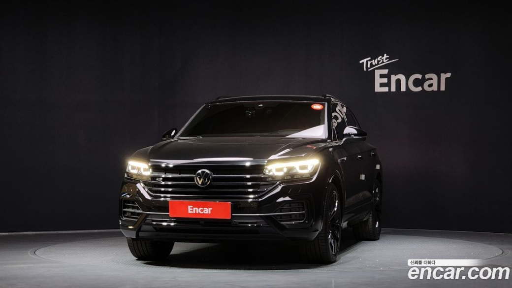 Volkswagen Touareg 3.0 TDI R-Line, 2023
