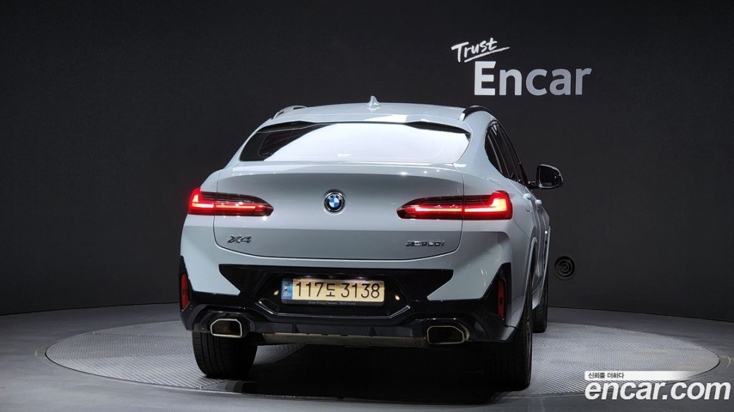 BMW X4 xDrive20i M Sport, 2023