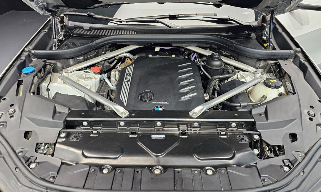 BMW X5 xDrive 30d xLine, 2022