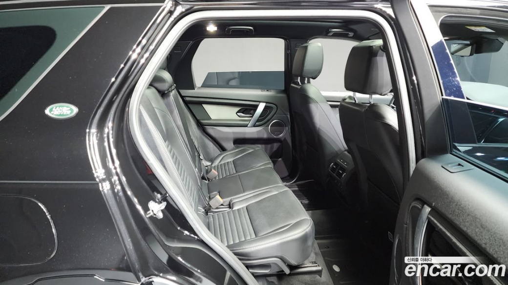 Land Rover Discovery Sport P250 Dynamic SE, 2024