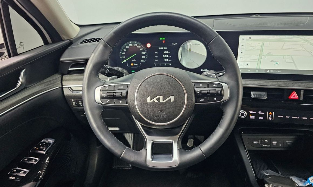 Kia K5 2.0, 2024
