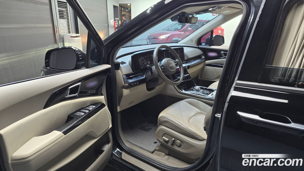 Kia Carnival 7-Seater Hi-Limousine, 2022