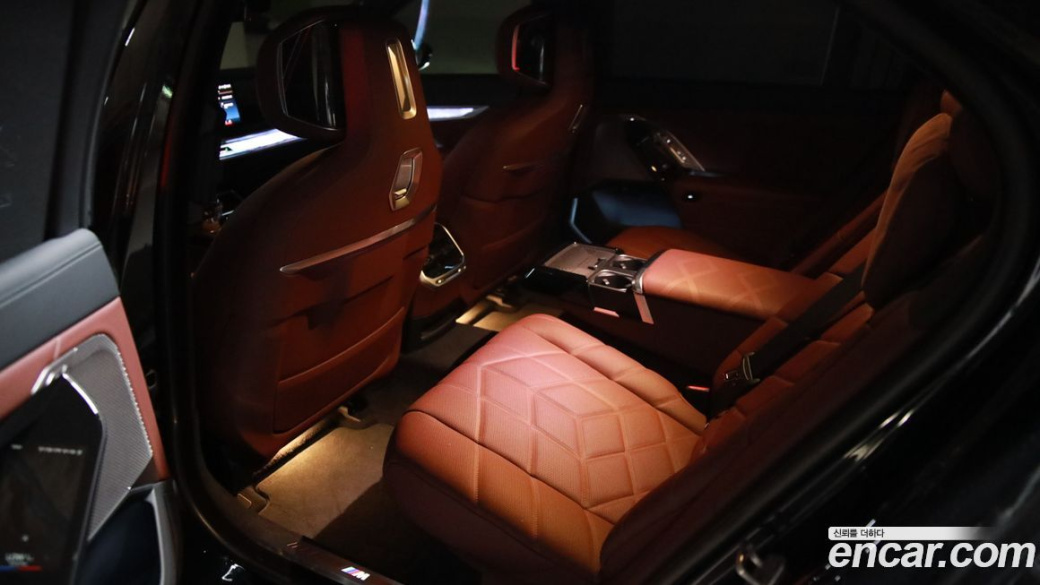 BMW 7-Series 740d xDrive M Sport, 2025