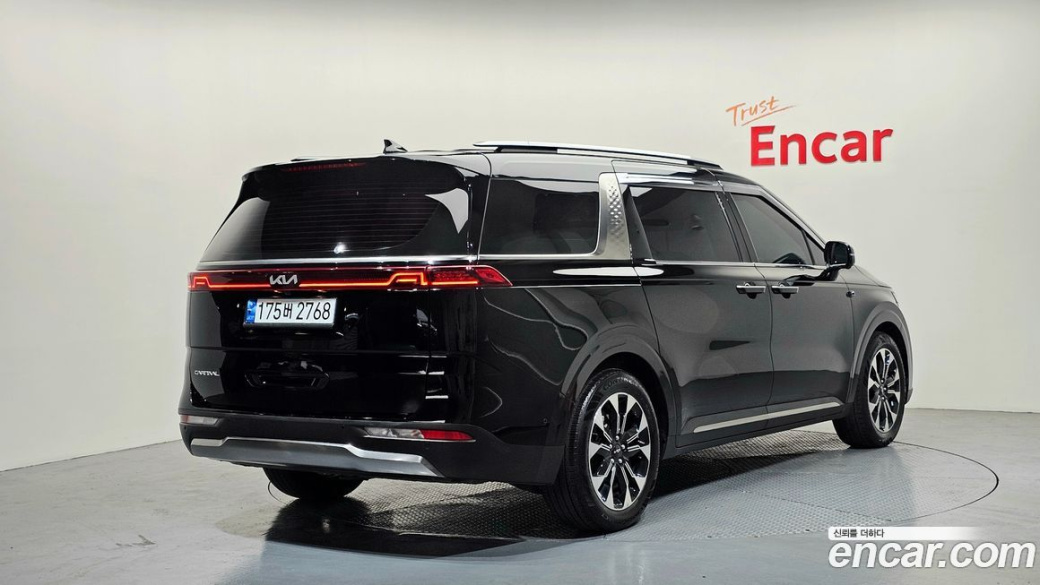 Kia Carnival 7-Seater Signature, 2023