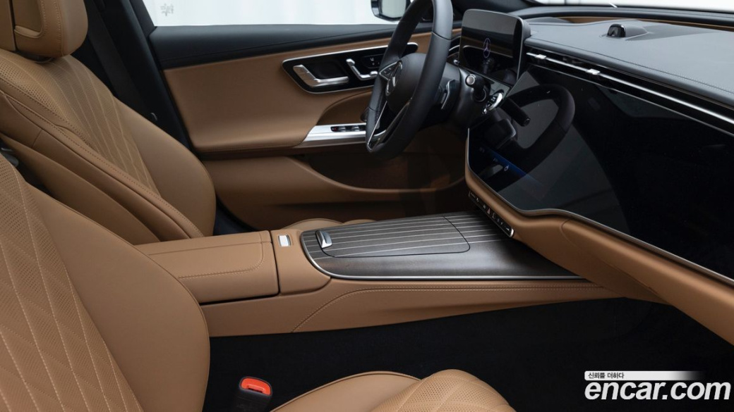 Mercedes-Benz E-Class E450 4MATIC Exclusive, 2025