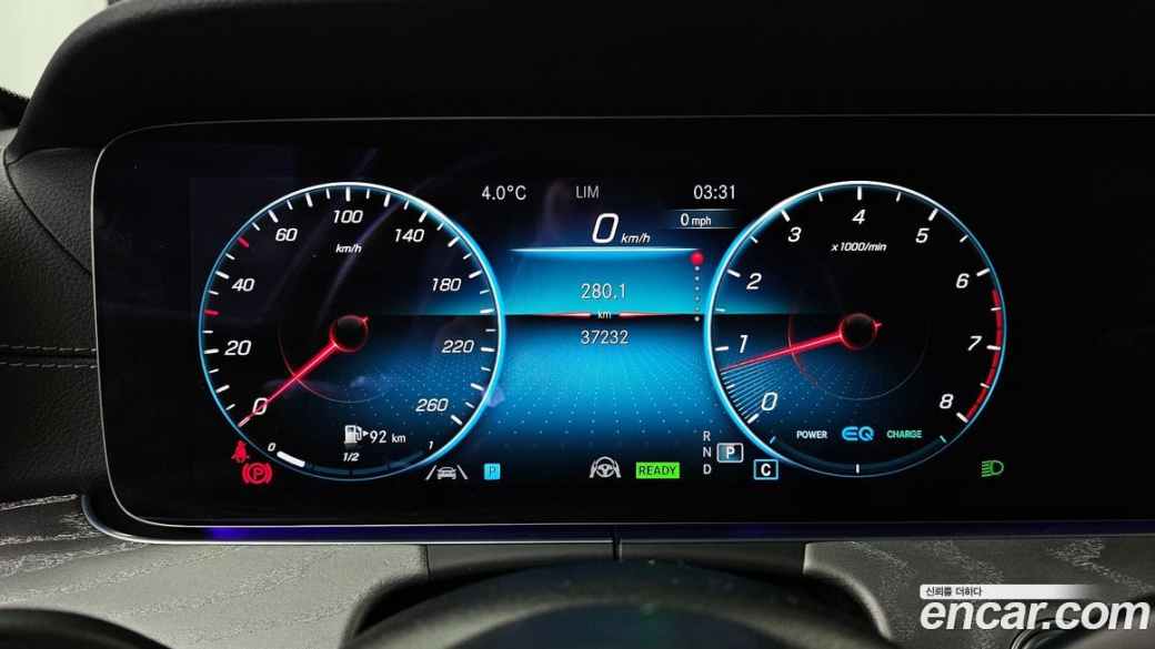 Mercedes-Benz E-Class E350 4MATIC AMG Line, 2022