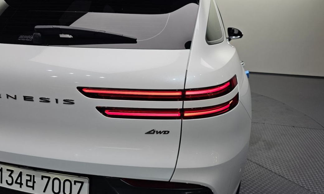 Genesis GV70 2.5T Gasoline AWD, 2025