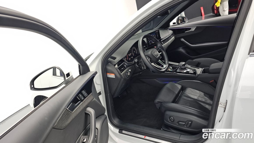 Audi A4 40 TFSI Premium, 2023