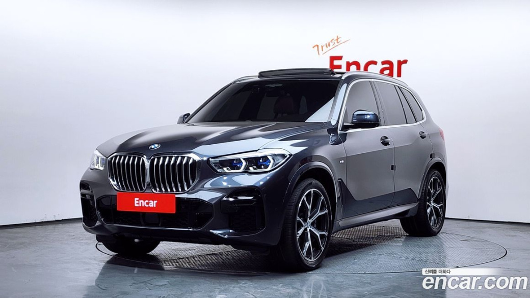 BMW X5 xDrive 40i M Sport, 2022