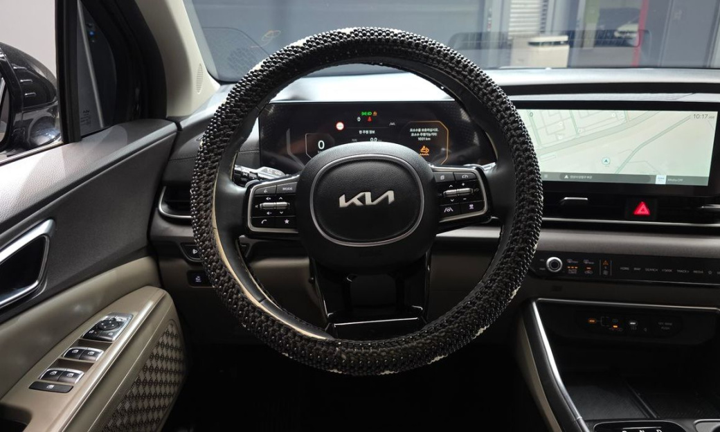 Kia Carnival 9-Seater Noblesse, 2024