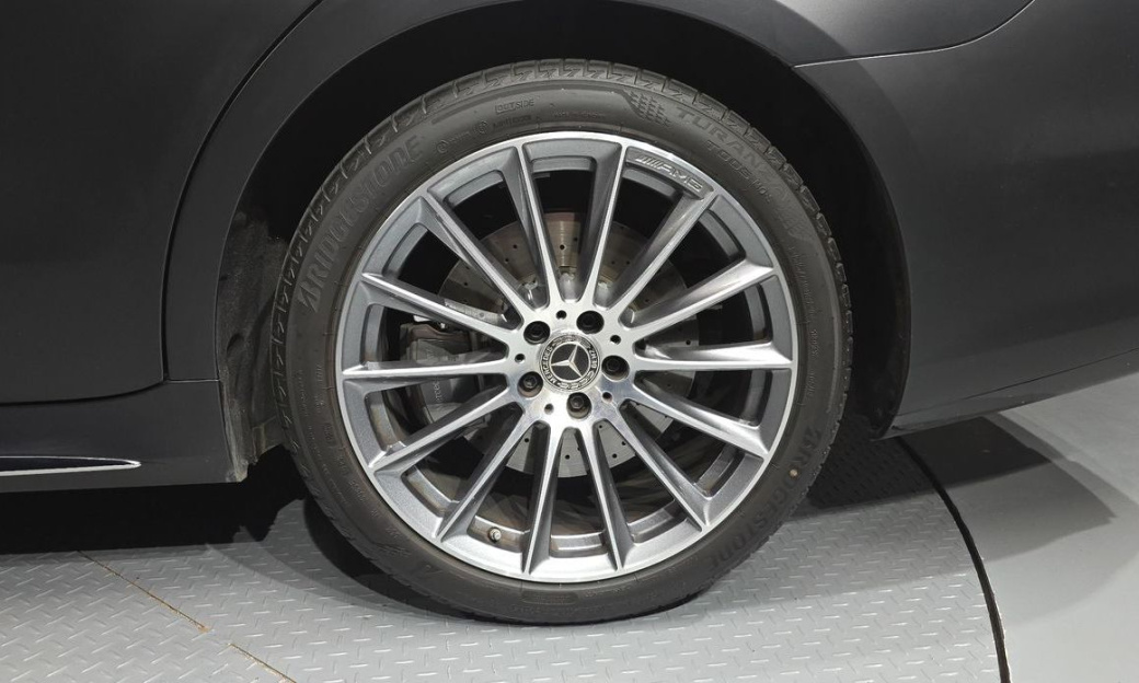 Mercedes-Benz S-Class S450 4MATIC, 2026
