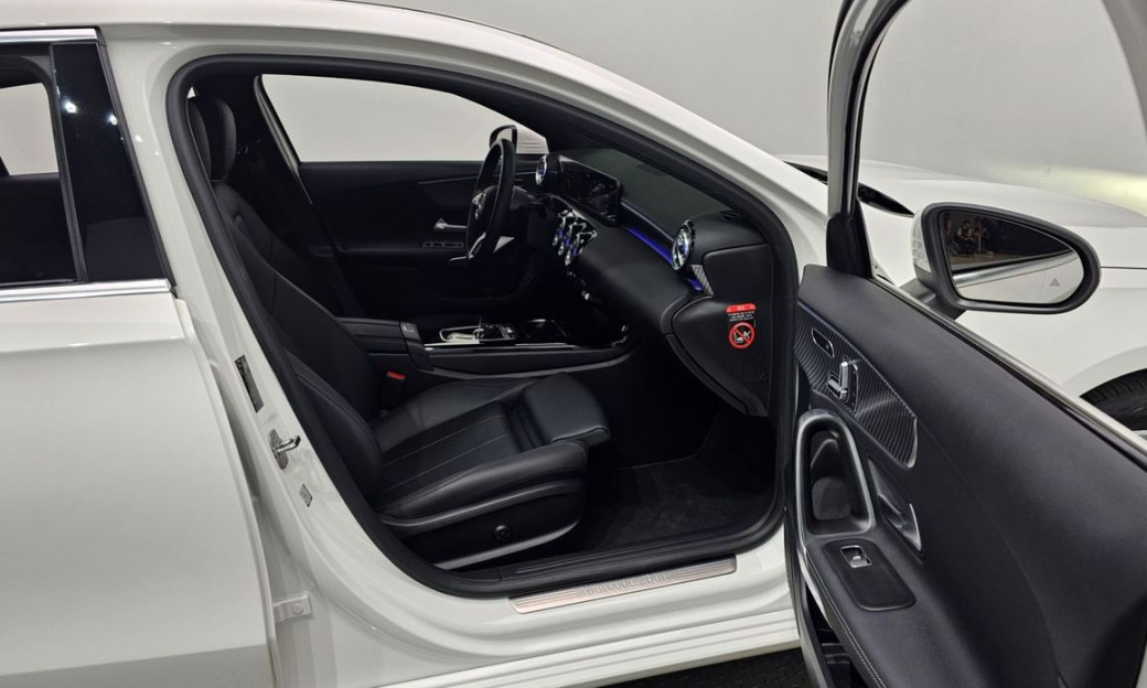 Mercedes-Benz A-Class A220 Hatchback, 2025