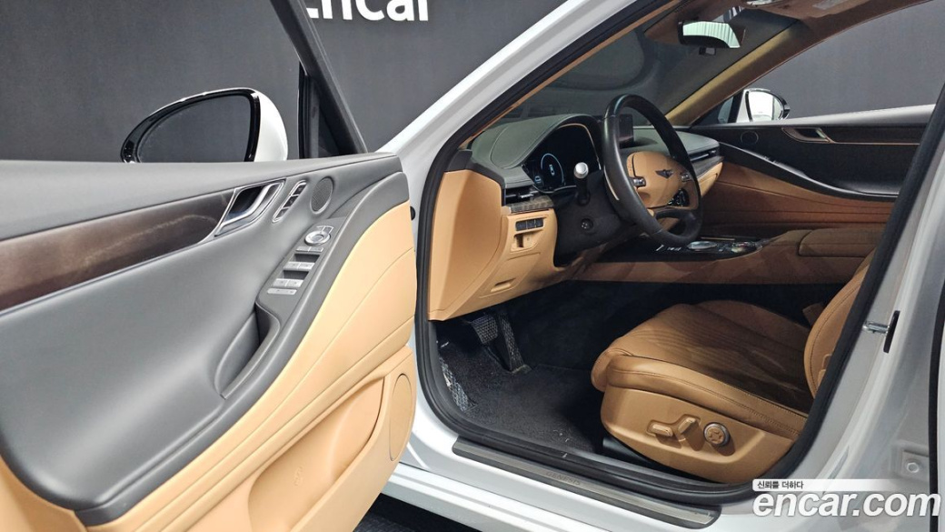 Genesis G80 Gasoline 2.5 Turbo AWD, 2022