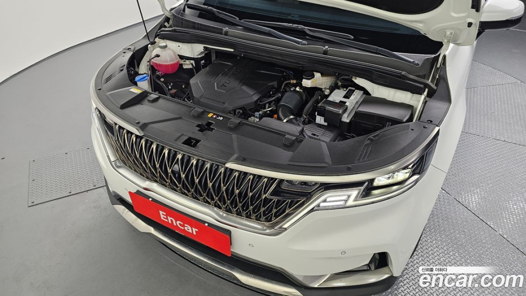 Kia Carnival 9-Seater Signature, 2023
