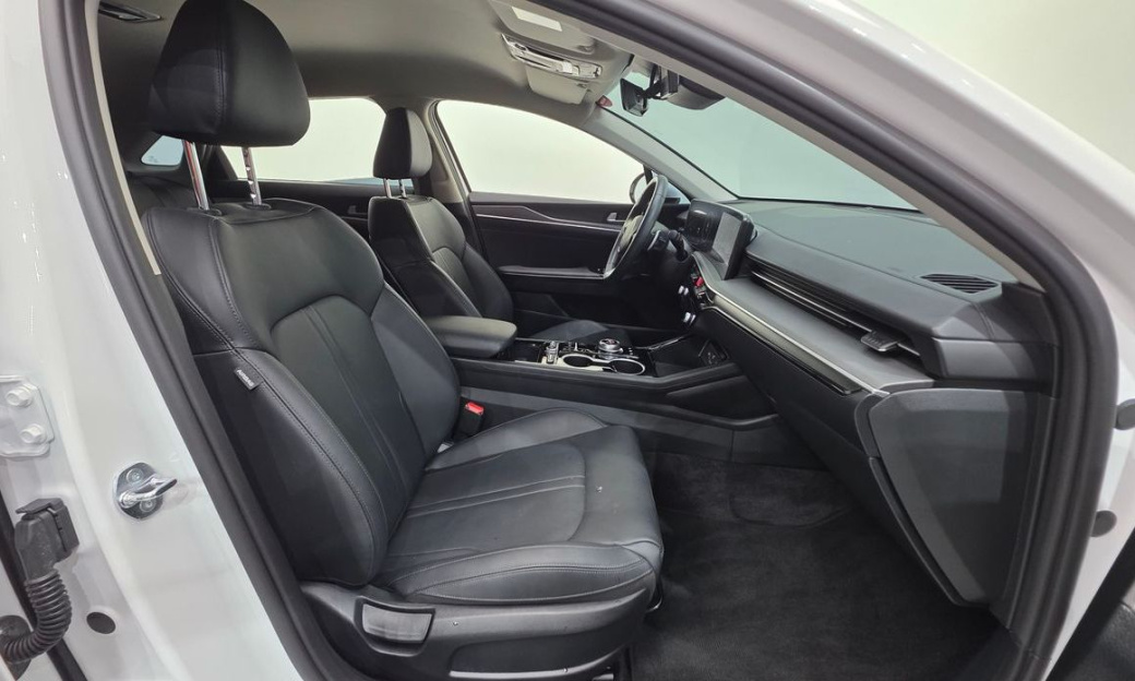 Kia K5 2.0, 2025
