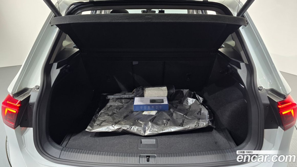 Volkswagen Tiguan 2.0 TDI Prestige, 2023