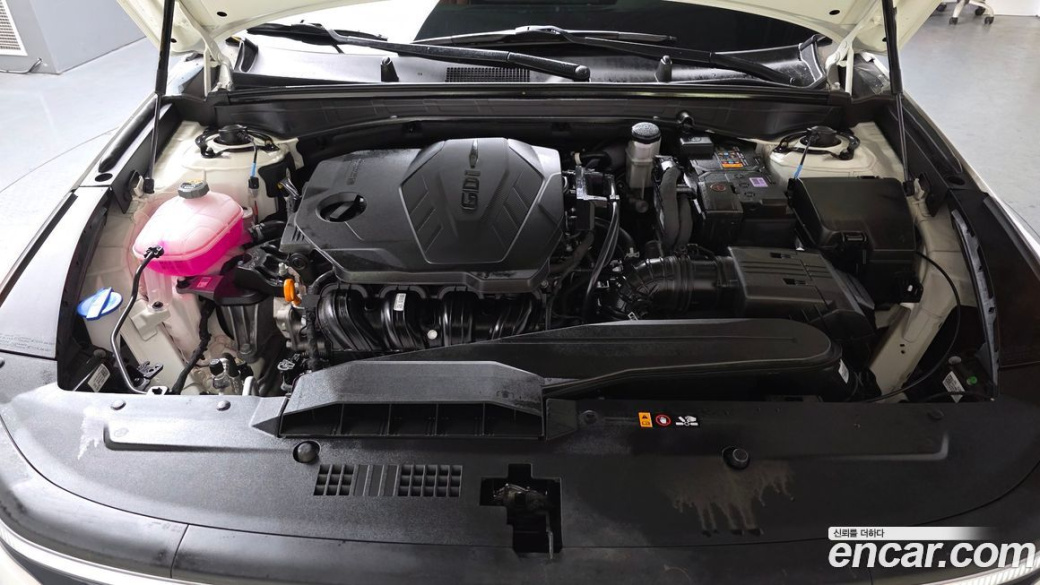 Kia K8 2.5 Gasoline 2WD, 2025