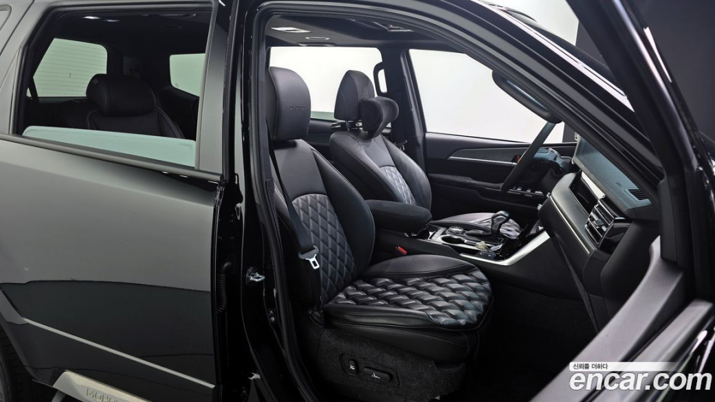 Kia Mohave Diesel 3.0 4WD 6-Seater, 2022