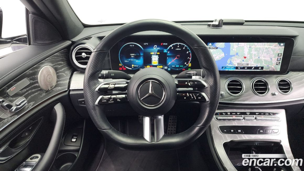 Mercedes-Benz E-Class E350 4MATIC AMG Line, 2021