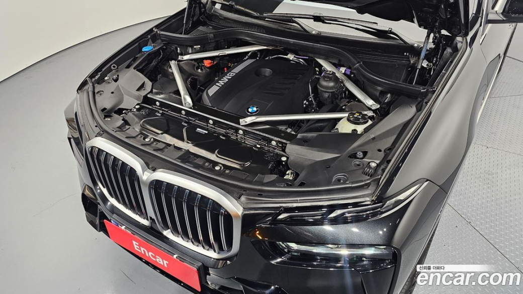 BMW X7 xDrive 40i M Sport 6STR, 2025
