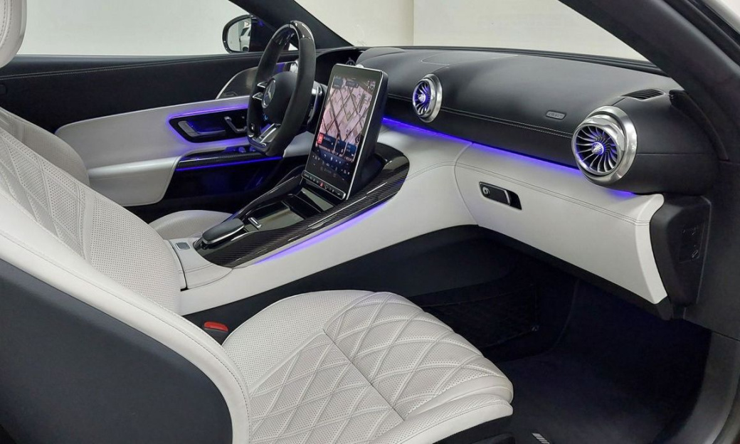 Mercedes-Benz SL-Class AMG SL63 4MATIC+, 2023