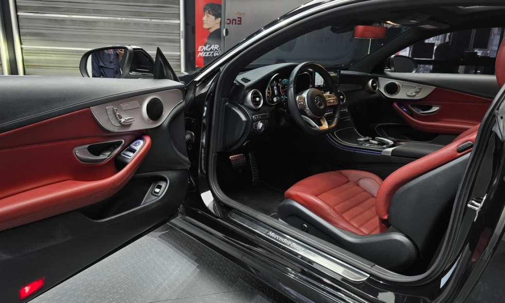Mercedes-Benz C-Class C200 Coupe, 2022
