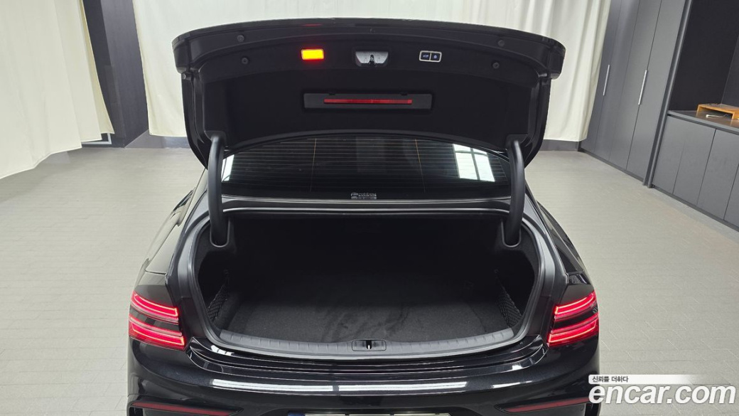Genesis G80 Gasoline 2.5 Turbo AWD, 2025