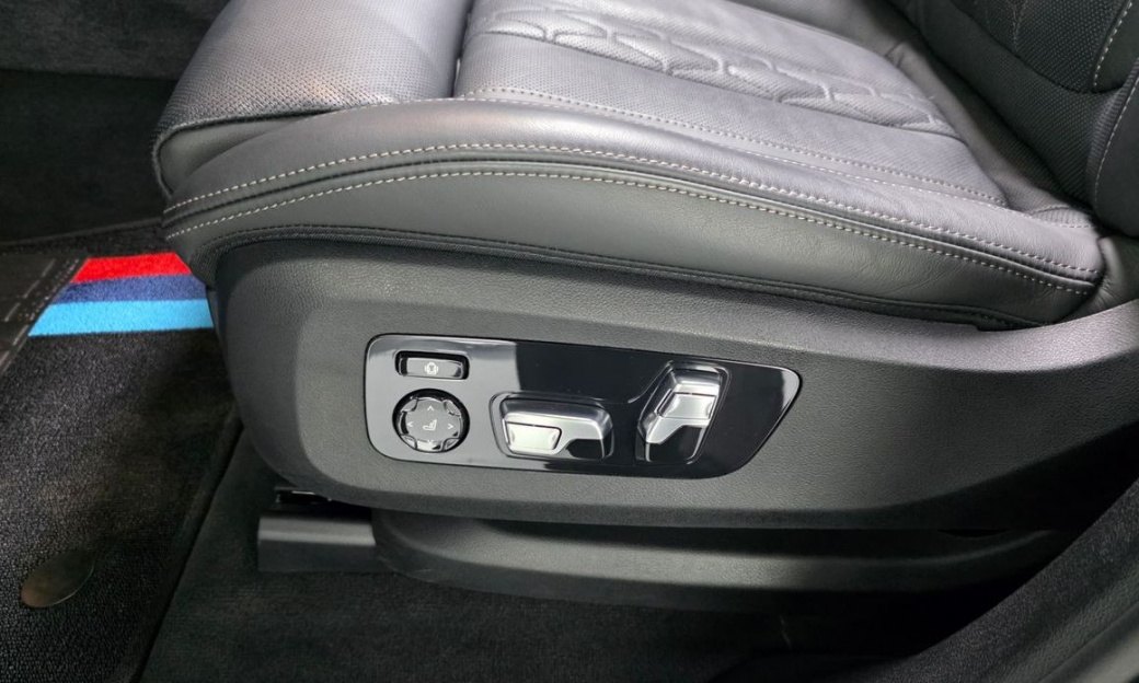 BMW X6 xDrive40i M Sport, 2024