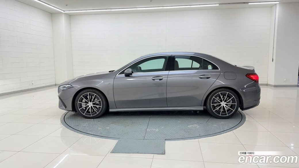 Mercedes-Benz A-Class AMG A35 4MATIC Sedan, 2024
