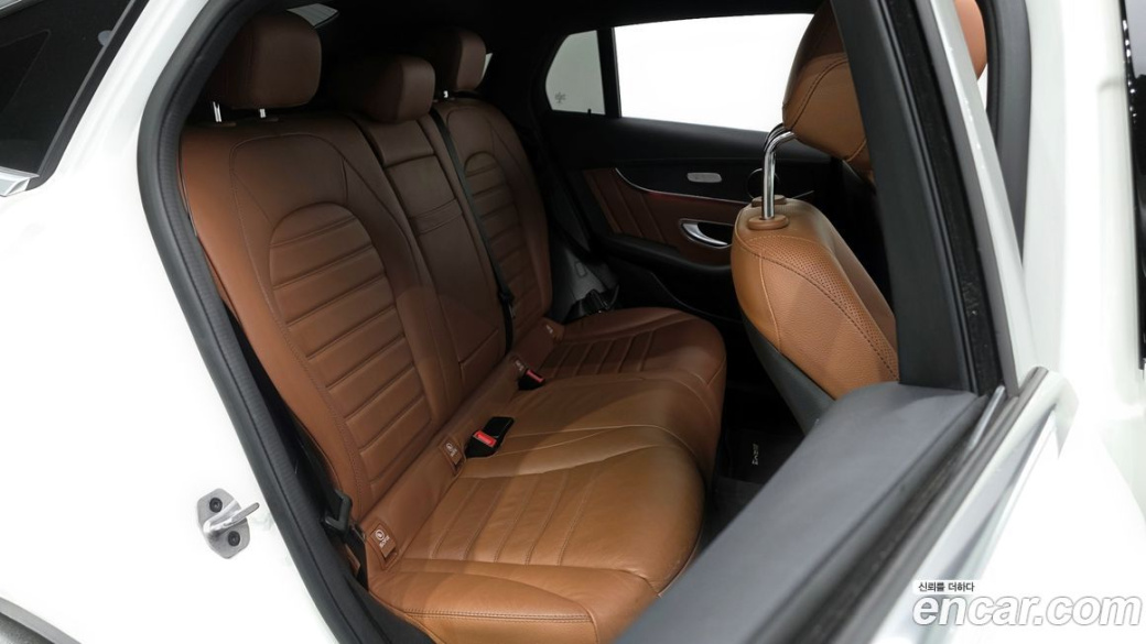 Mercedes-Benz GLC-Class GCL300 4MATIC Coupe, 2023