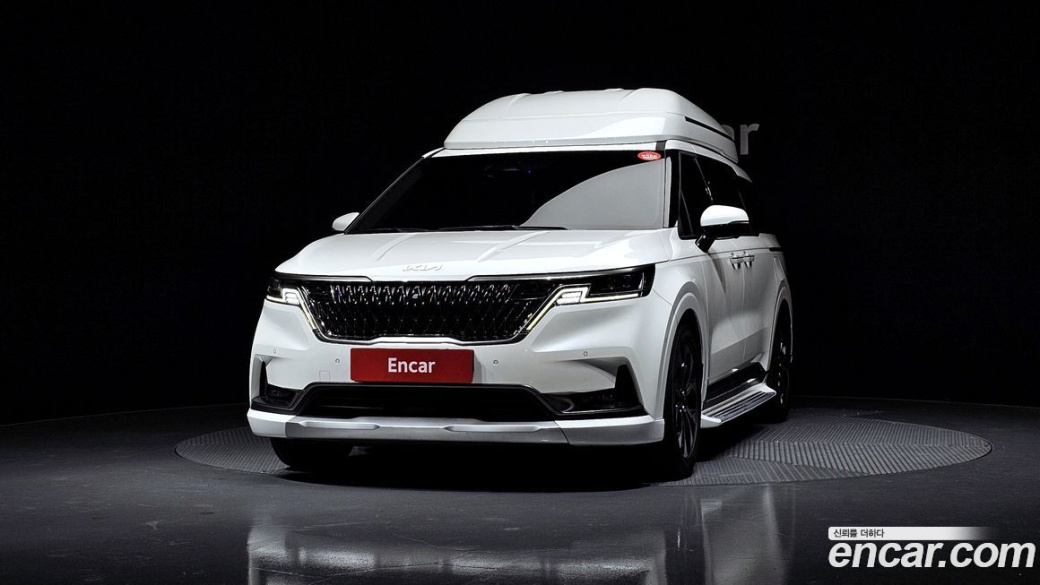 Kia Carnival 9-Seater Hi-Limousine, 2022