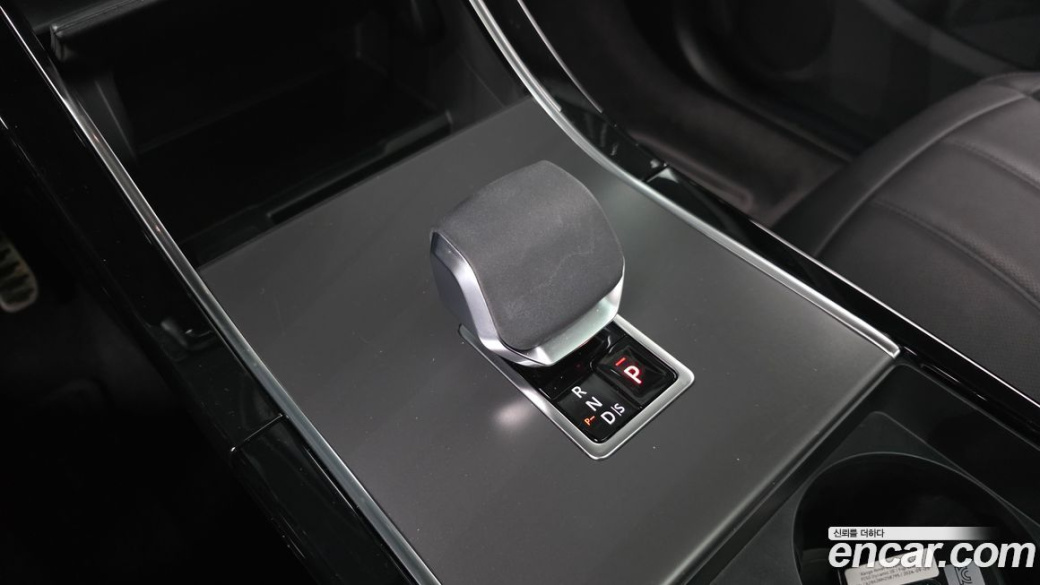 Land Rover Range Rover Evoque P250 Dynamic SE, 2024
