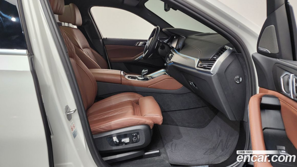 BMW X6 xDrive40i M Sport, 2023