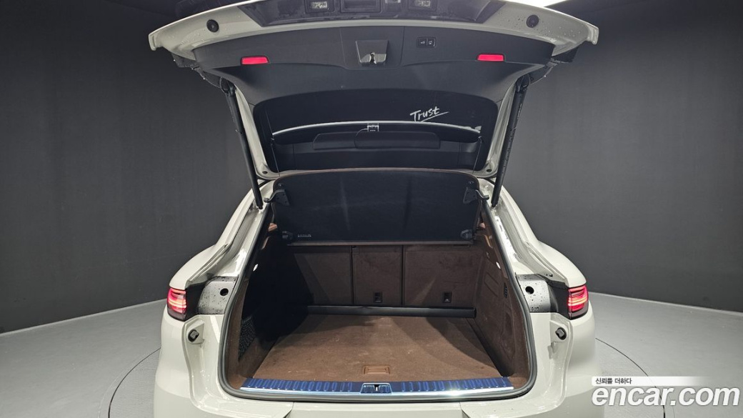Porsche Cayenne 3.0 COUPE PLATINUM EDITION, 2023