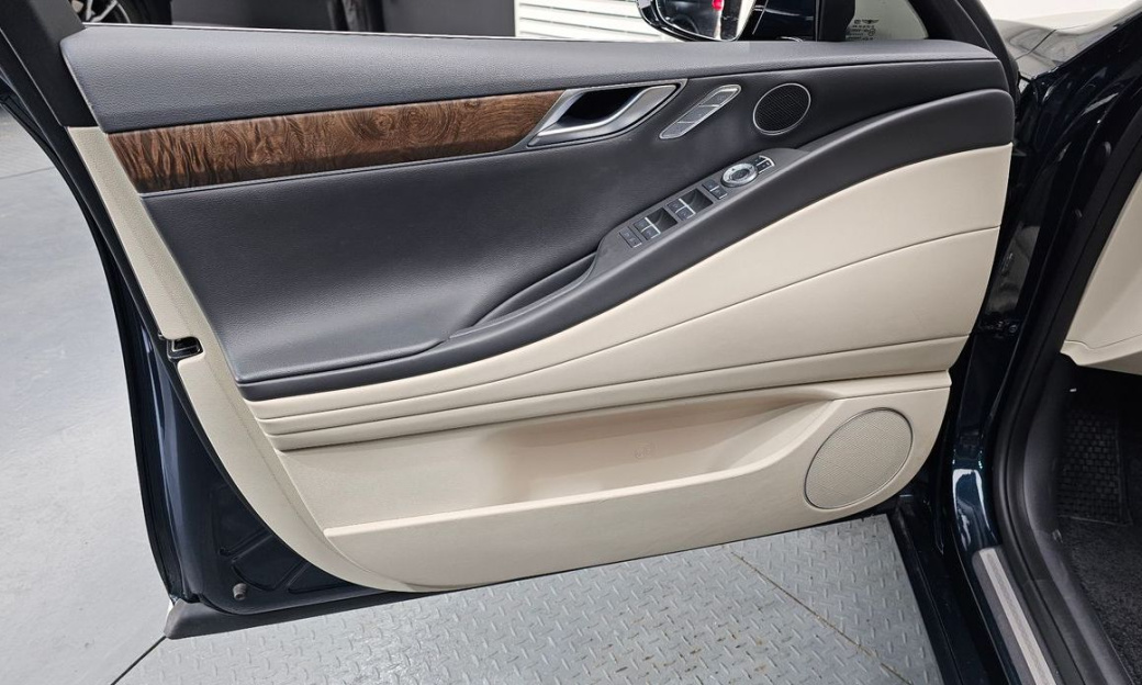 Genesis G80 Gasoline 2.5 Turbo 2WD, 2024