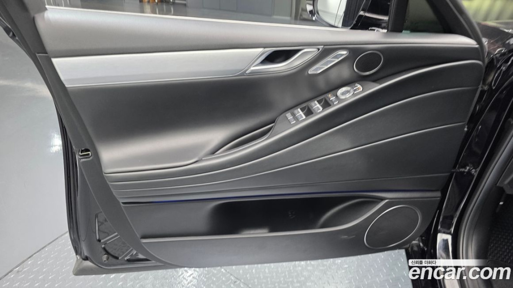 Genesis G80 Gasoline 2.5 Turbo AWD, 2025