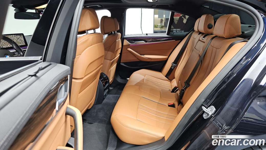 BMW 5-Series 520i M Sport, 2022