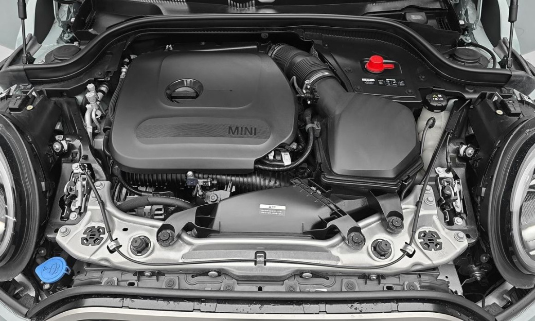 Mini Cooper 5 Door Favoured, 2025